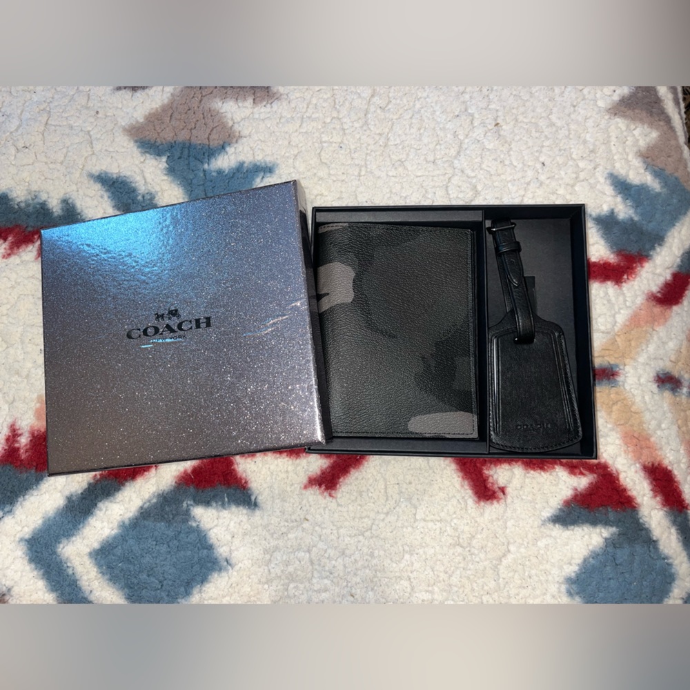 Coach Passport and Luggage Tag